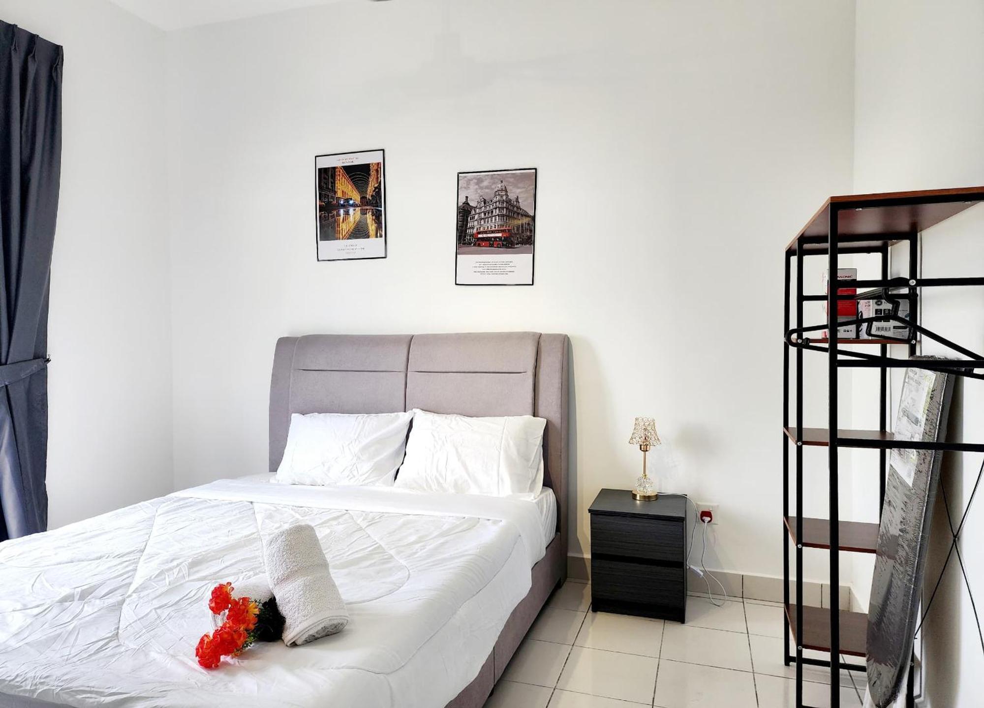 Spacious 3bedroom Wifi Carpark Apartment